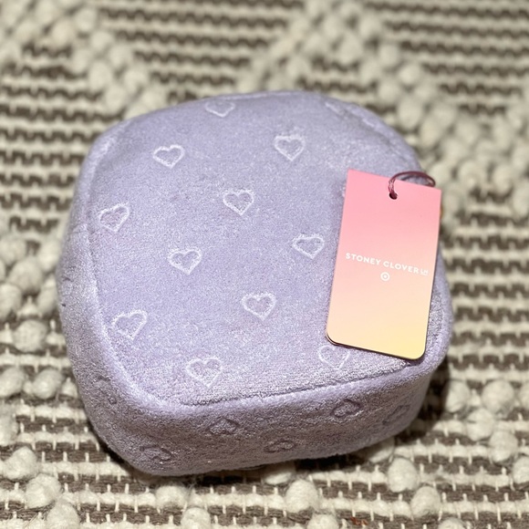 SCL x Target 💗 Tote + Matching Accessory Bag and 2 White Heart Patches - Picture 3 of 4